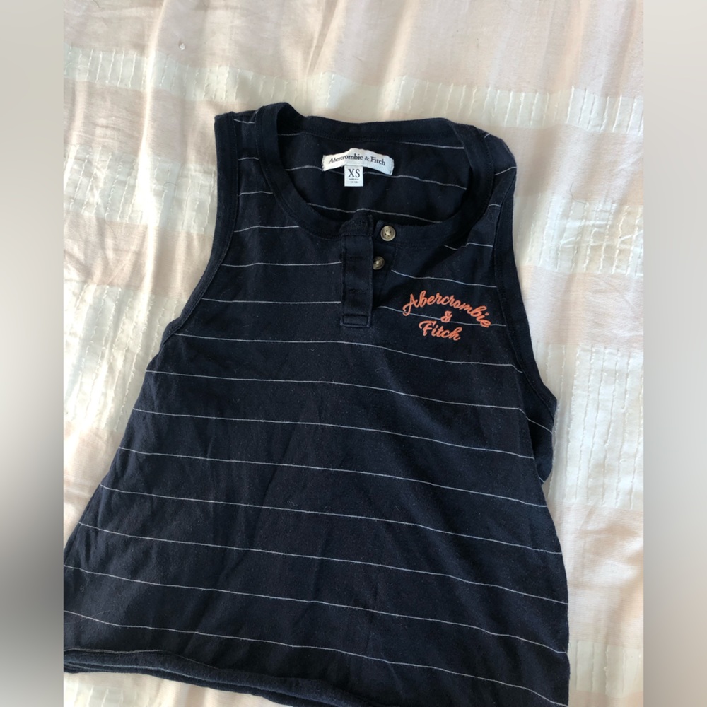 Abercrombie crop top